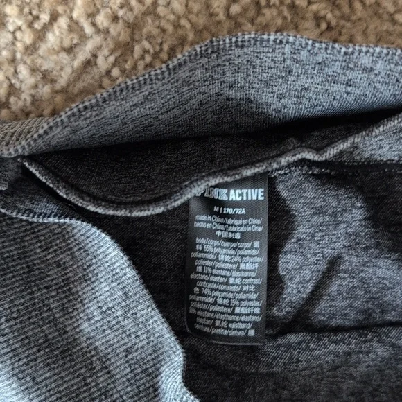 Victoria's Secret Heather Gray Leggings - Picture 4 of 4